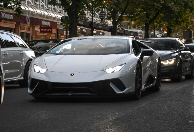 Lamborghini Huracán LP640-4 Performante