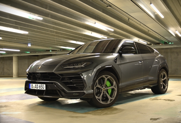 Lamborghini Urus