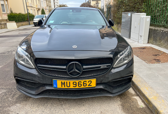 Mercedes-AMG C 63 S W205