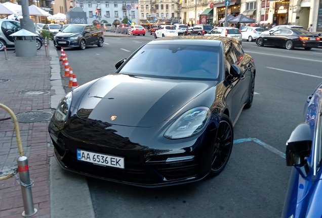 Porsche 971 Panamera Turbo Sport Turismo