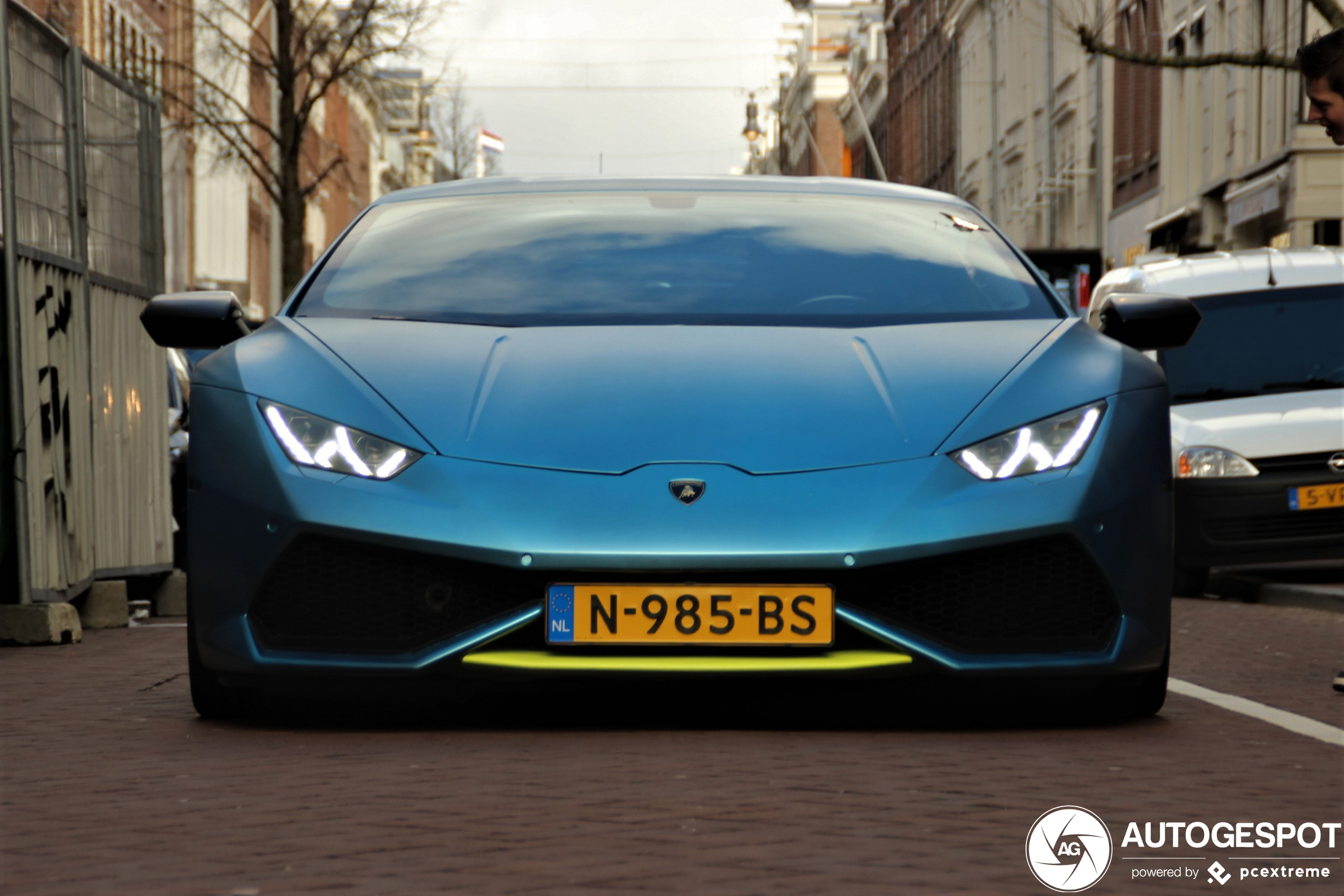 Winnen! Zelf of meerijden in een Lamborghini Huracán LP610-4