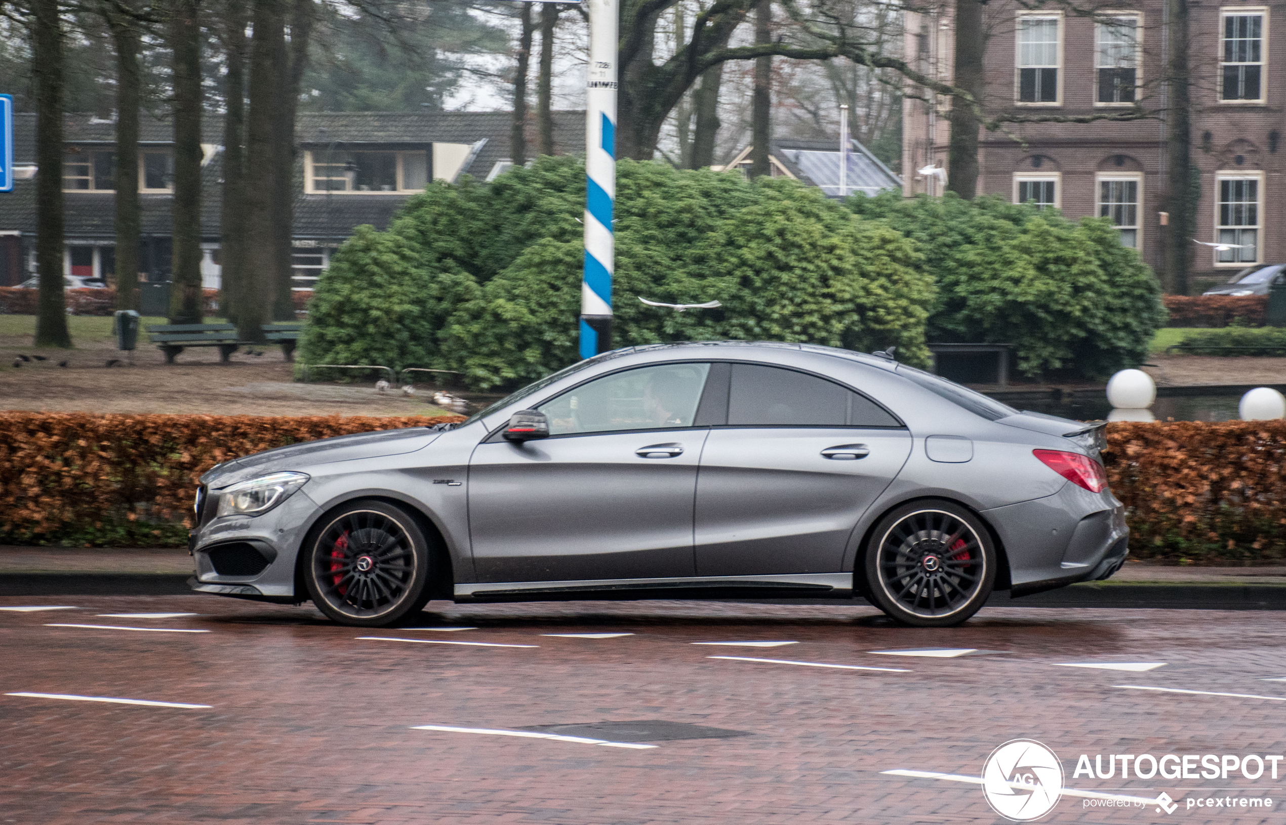 Mercedes-Benz CLA 45 AMG Edition 1 C117