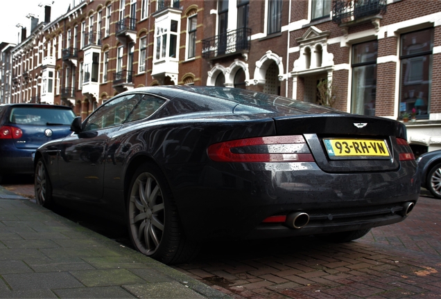 Aston Martin DB9