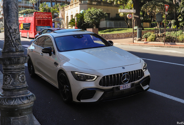 Mercedes-AMG GT 63 S X290