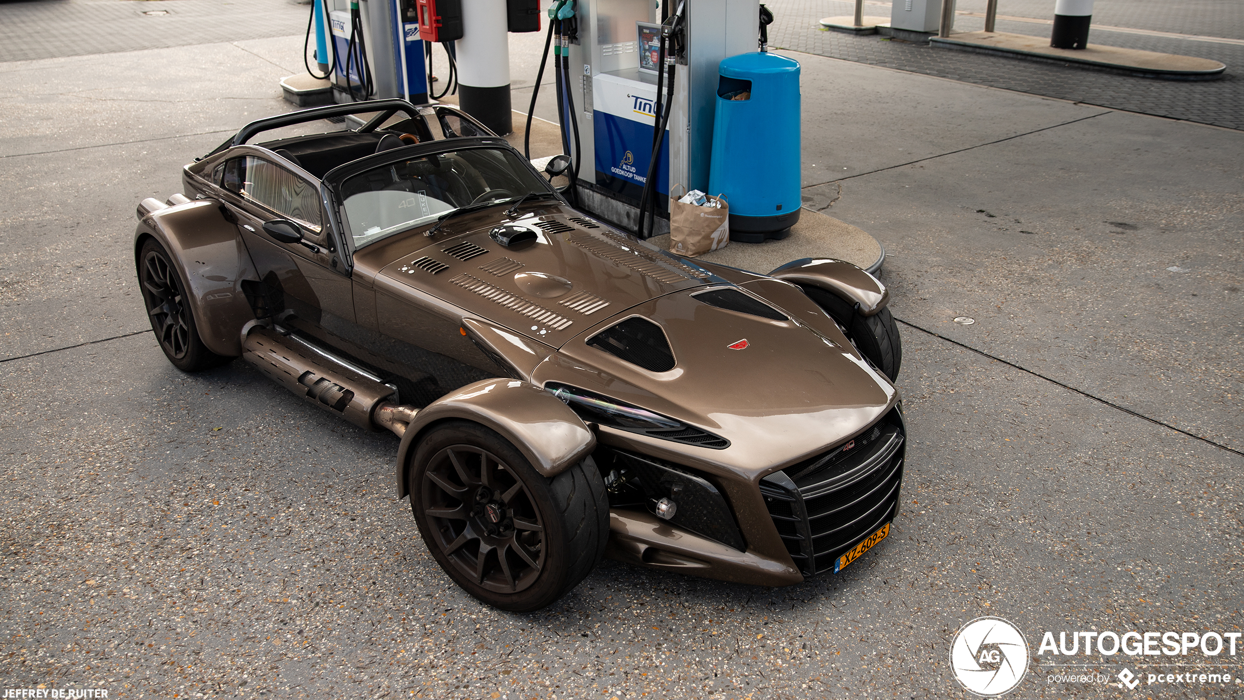 Donkervoort D8 GTO-40