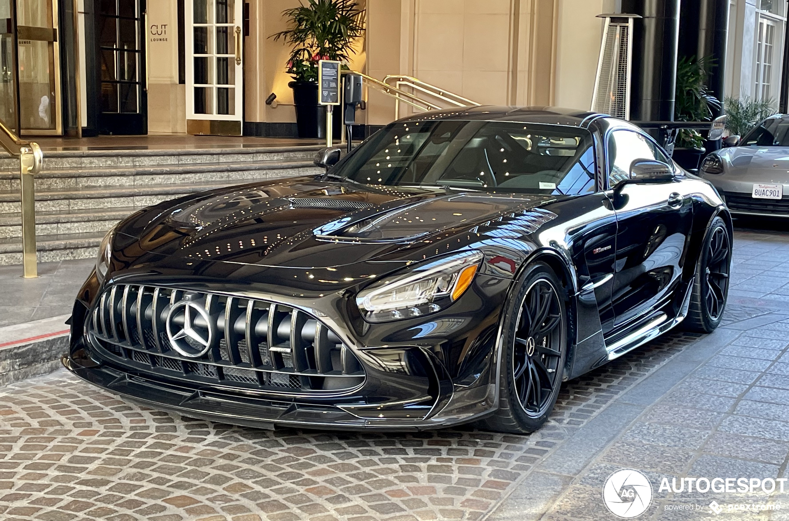 Mercedes-AMG GT Black Series is nogal black