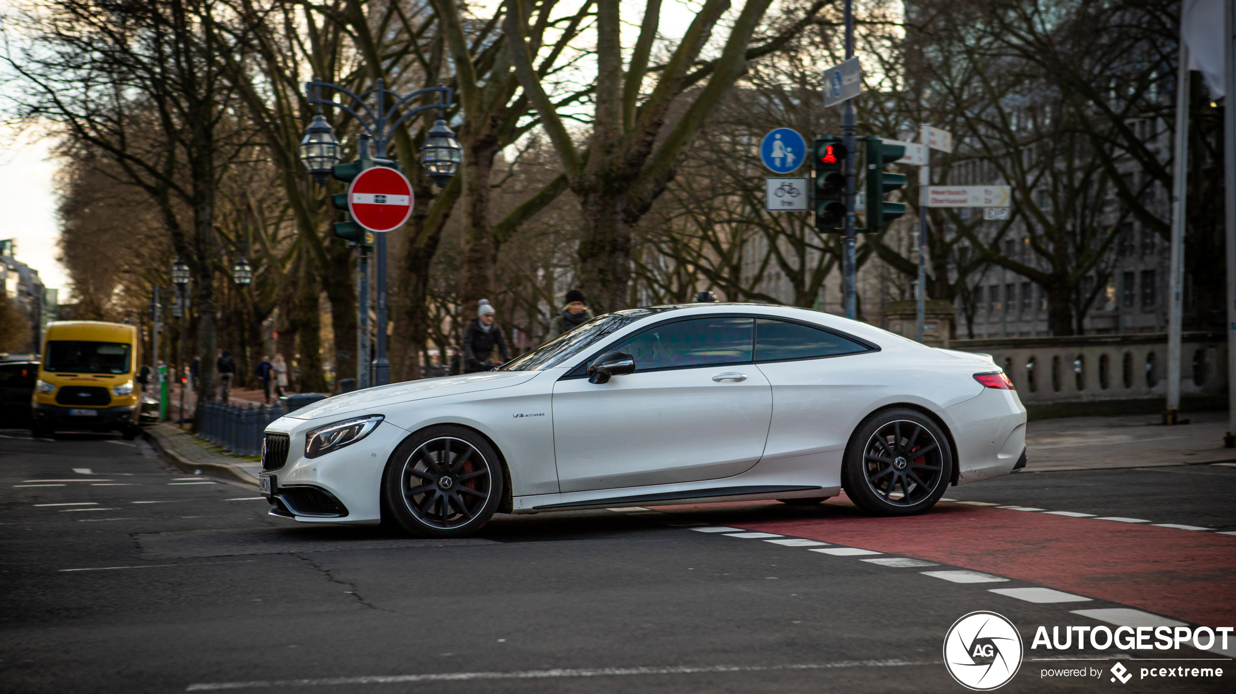 Mercedes-Benz S 63 AMG Coupé C217