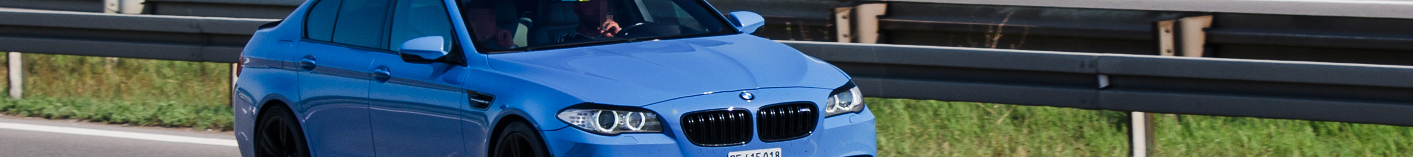 BMW M5 F10 2011