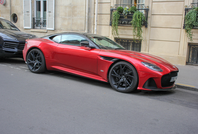 Aston Martin DBS Superleggera