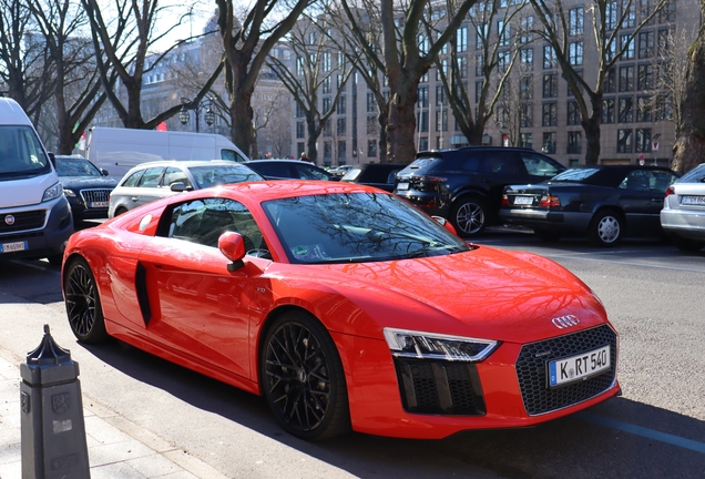 Audi R8 V10 2015