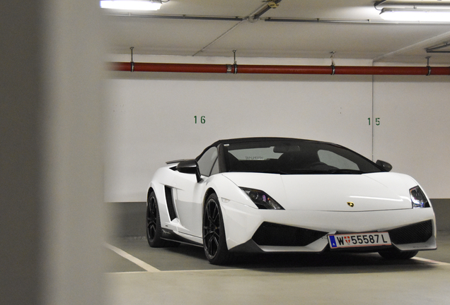 Lamborghini Gallardo LP570-4 Spyder Performante