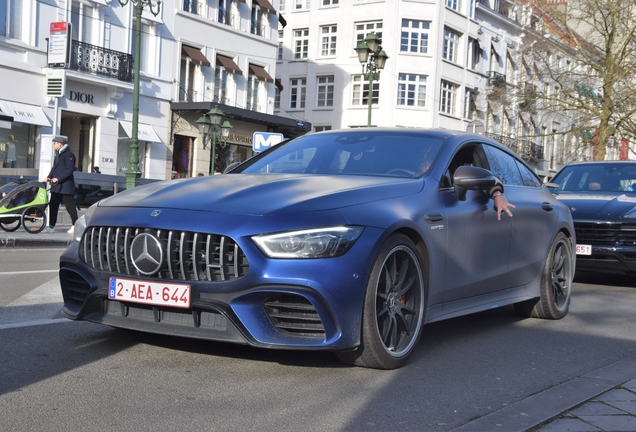 Mercedes-AMG GT 63 S X290