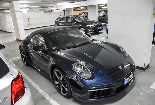 Porsche 992 Carrera 4S Cabriolet