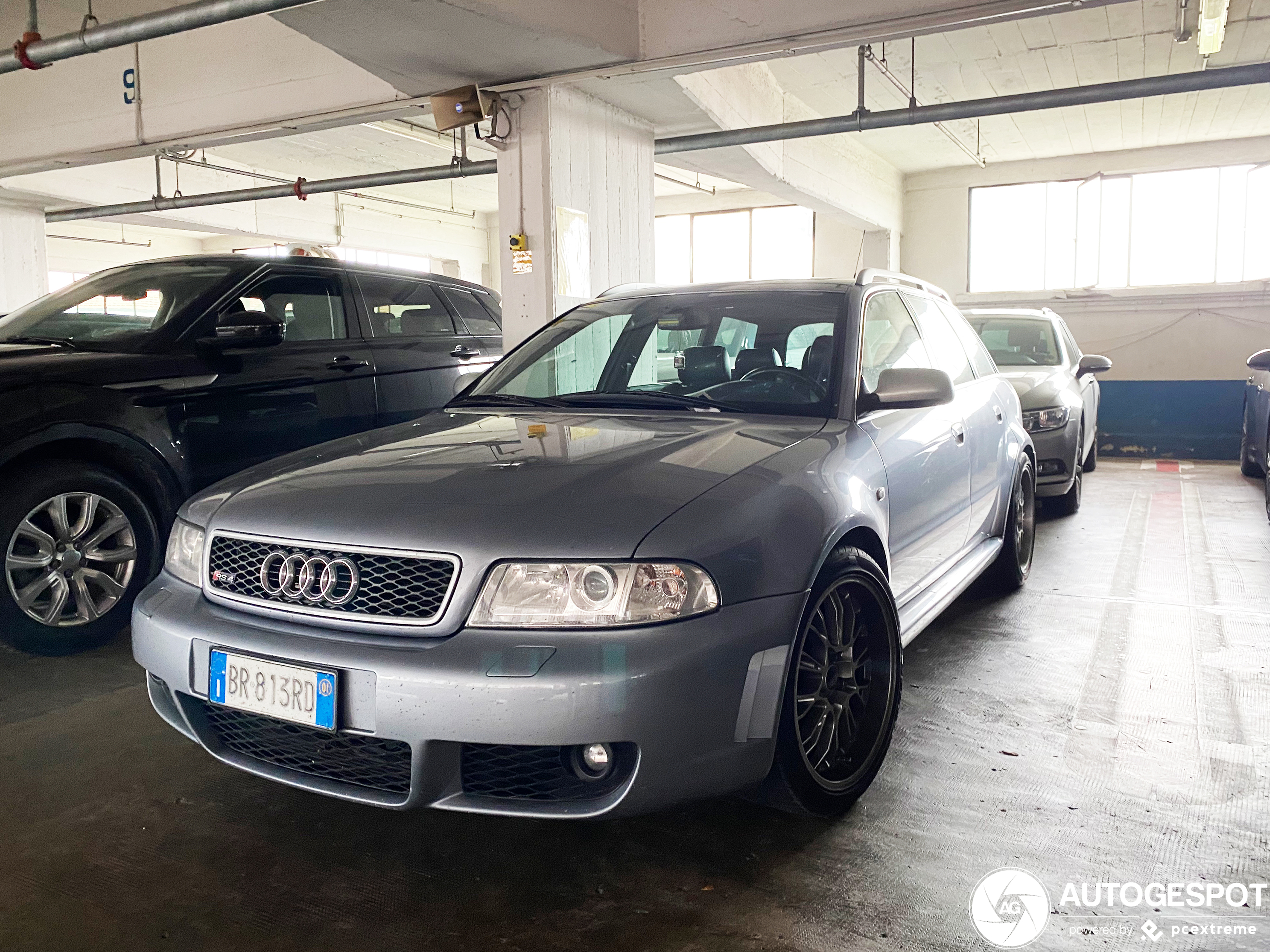 Audi RS4 Avant B5