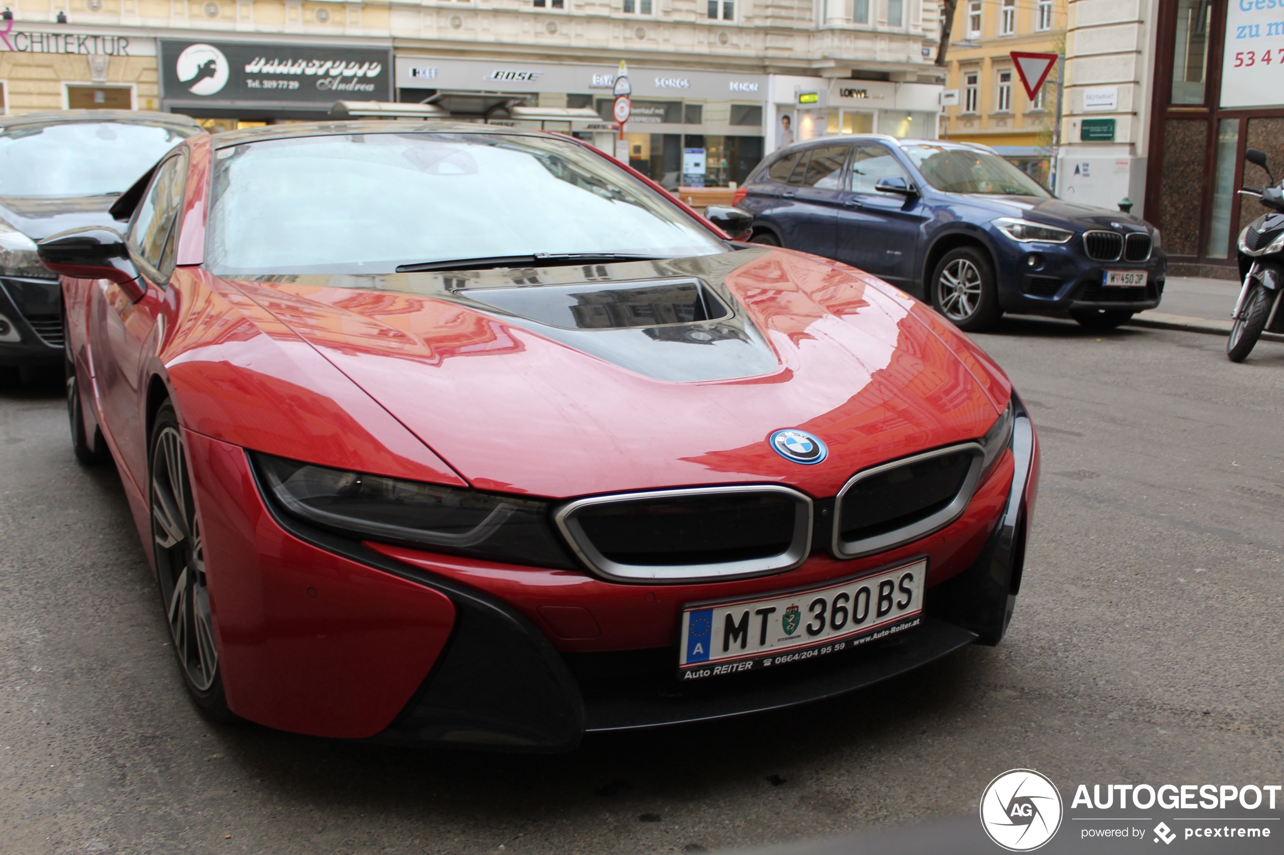 BMW i8 Protonic Red Edition