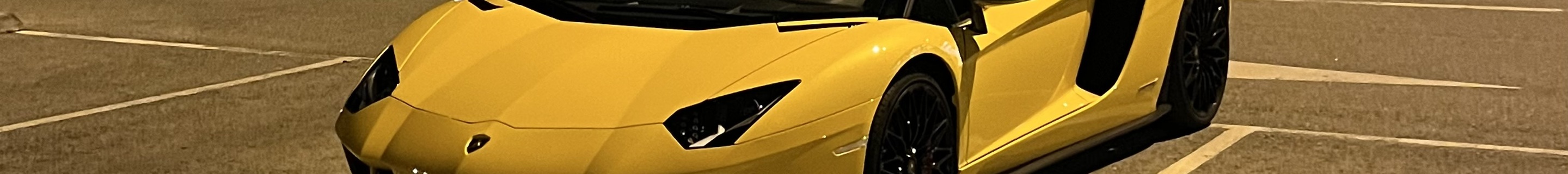 Lamborghini Aventador S LP740-4 Roadster