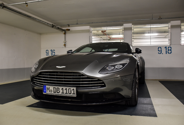 Aston Martin DB11