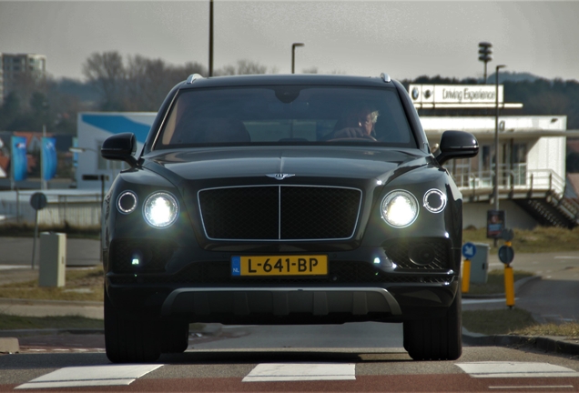 Bentley Bentayga V8