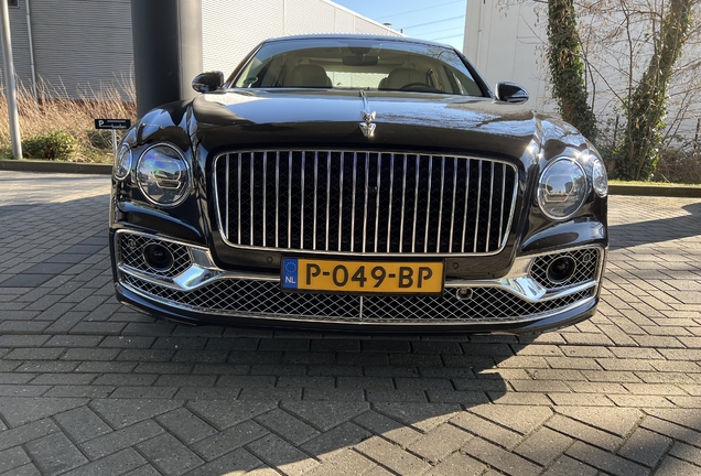 Bentley Flying Spur V8 2021 First Edition