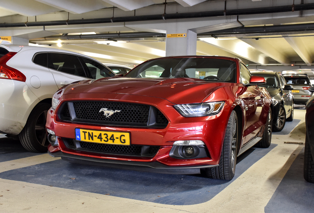 Ford Mustang GT 2015