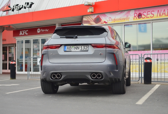 Jaguar F-PACE SVR