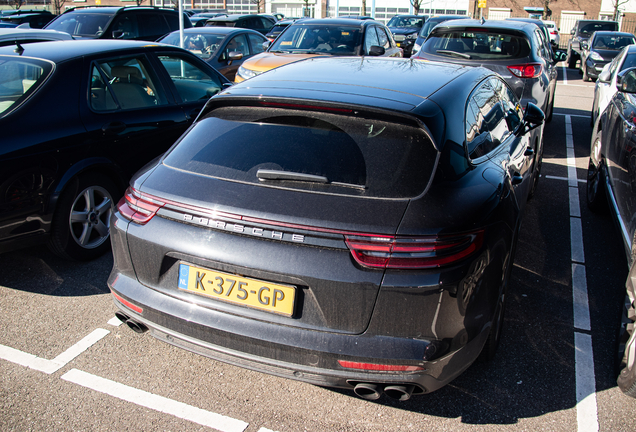 Porsche 971 Panamera Turbo Sport Turismo