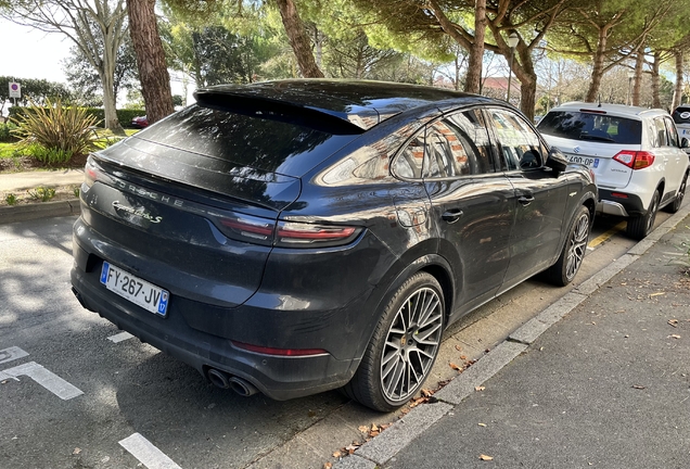 Porsche Cayenne Coupé Turbo S E-Hybrid