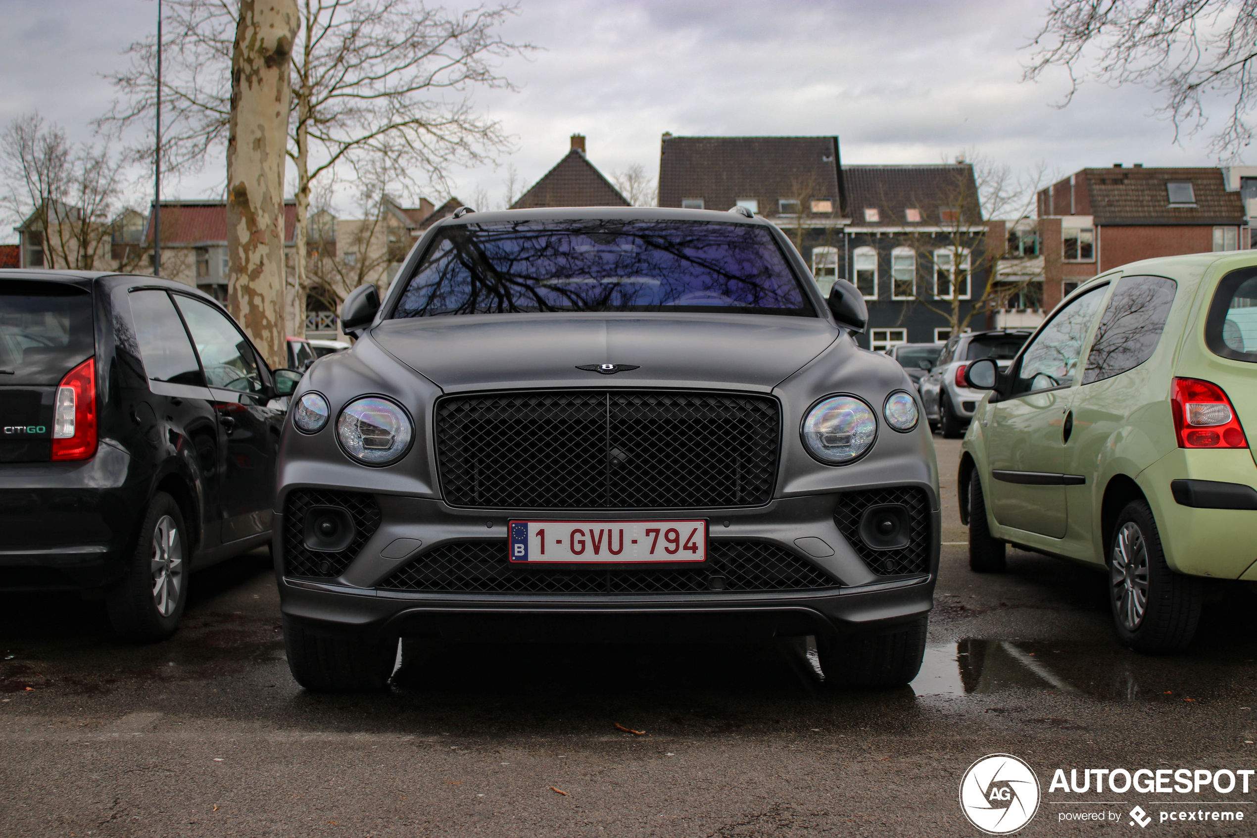 Bentley Bentayga Hybrid 2021