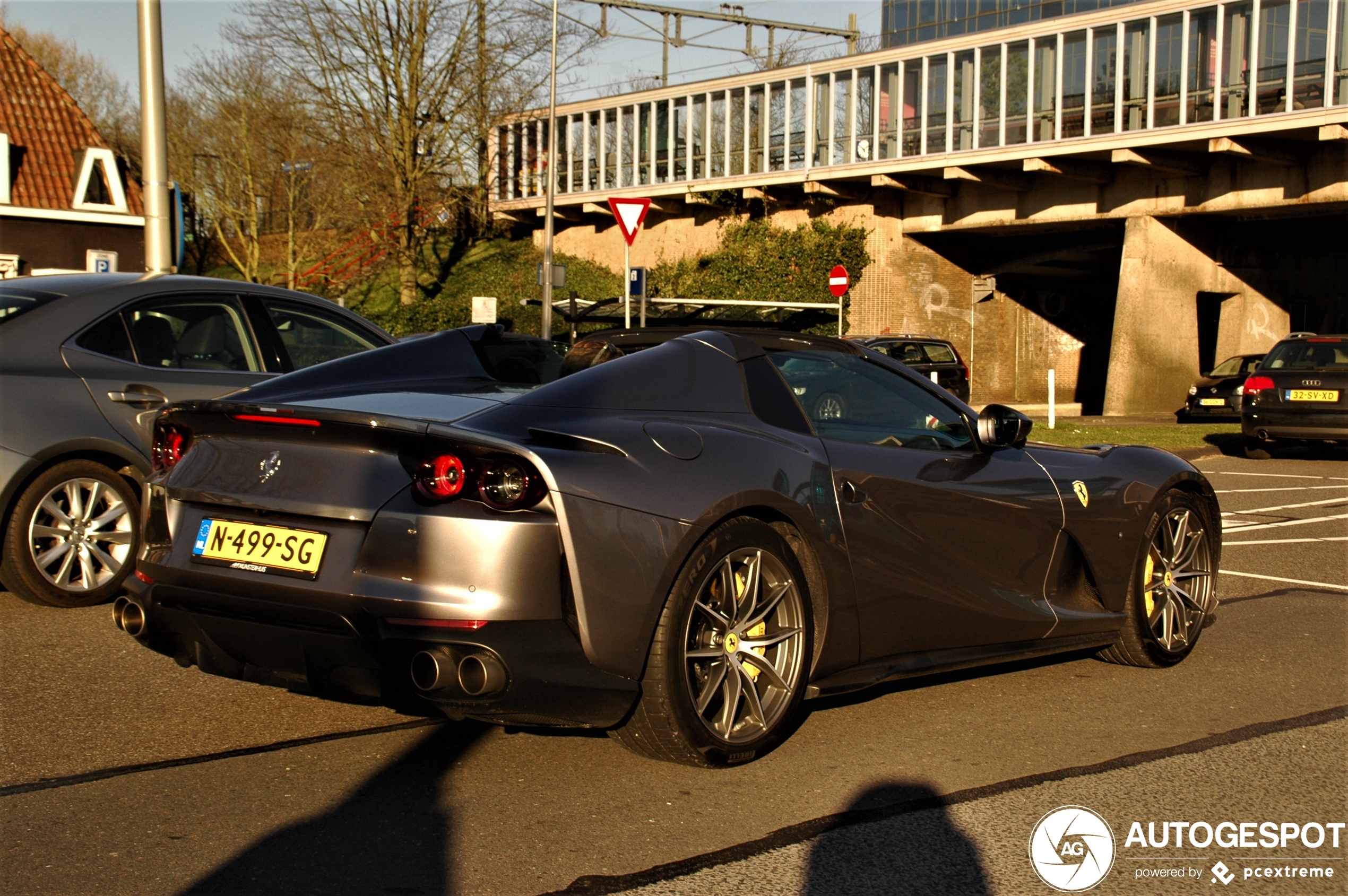 Ferrari 812 GTS