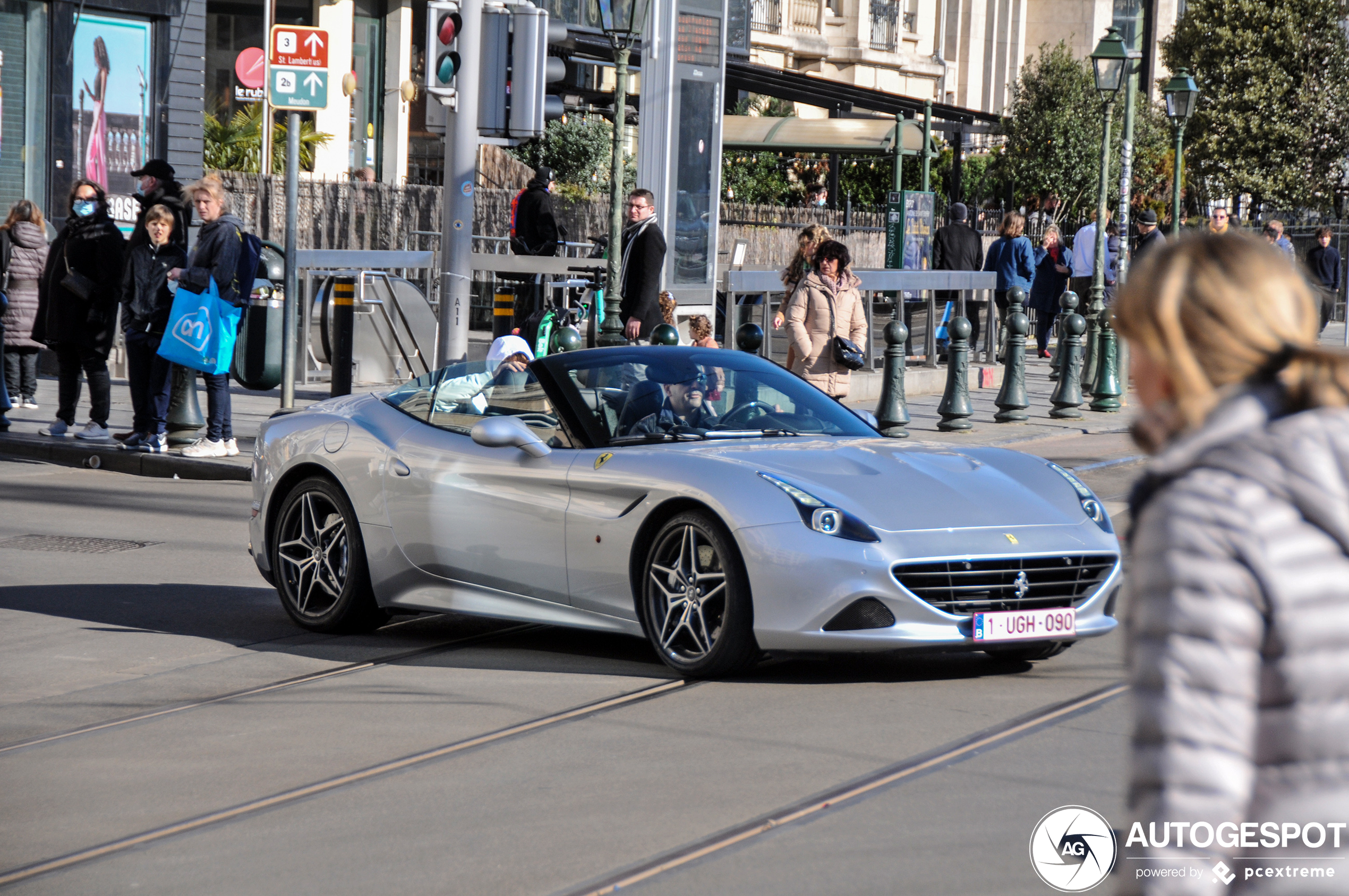 Ferrari California T