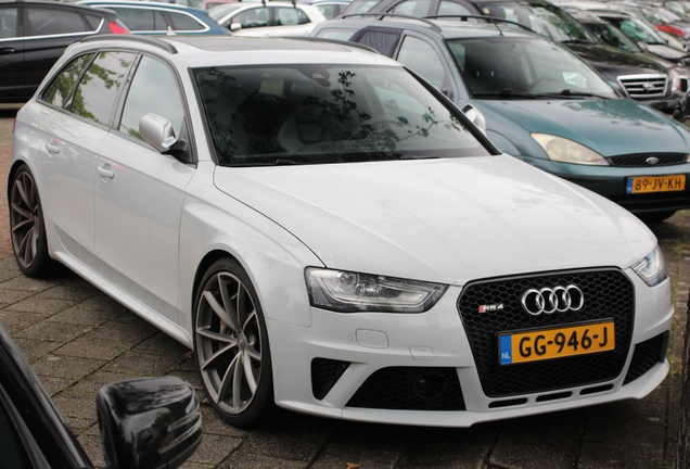 Audi RS4 Avant B8