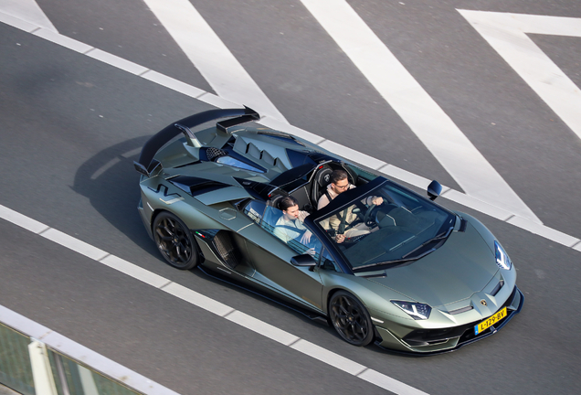 Lamborghini Aventador LP770-4 SVJ Roadster