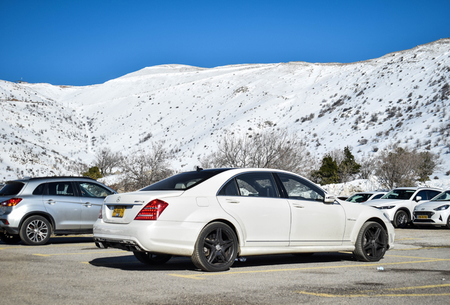 Mercedes-Benz S 63 AMG W221 2011