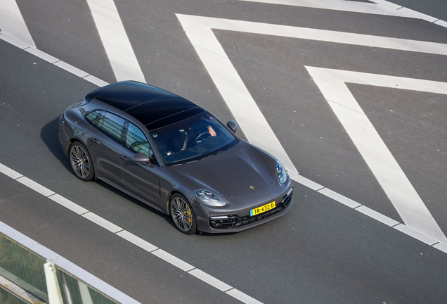 Porsche 971 Panamera Turbo S E-Hybrid Sport Turismo