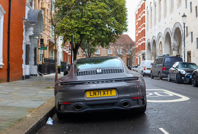 Porsche 992 Carrera 4S