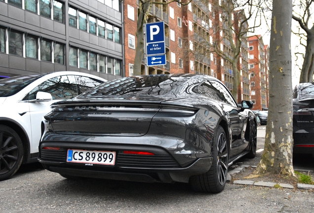 Porsche Taycan Turbo S