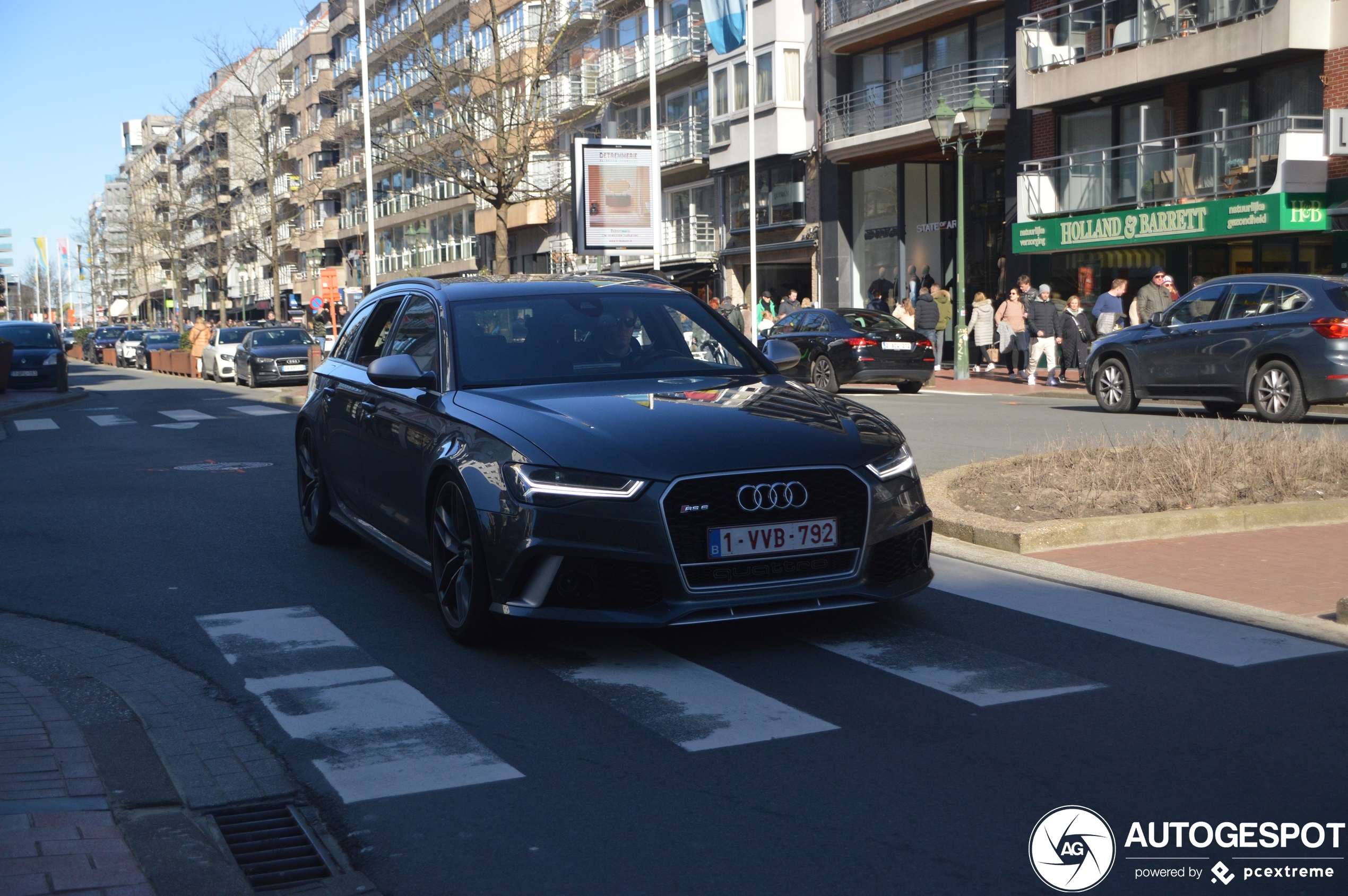 Audi RS6 Avant C7 2015