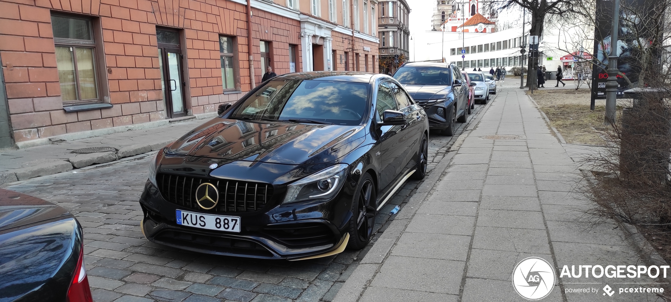 Mercedes-Benz CLA 45 AMG C117