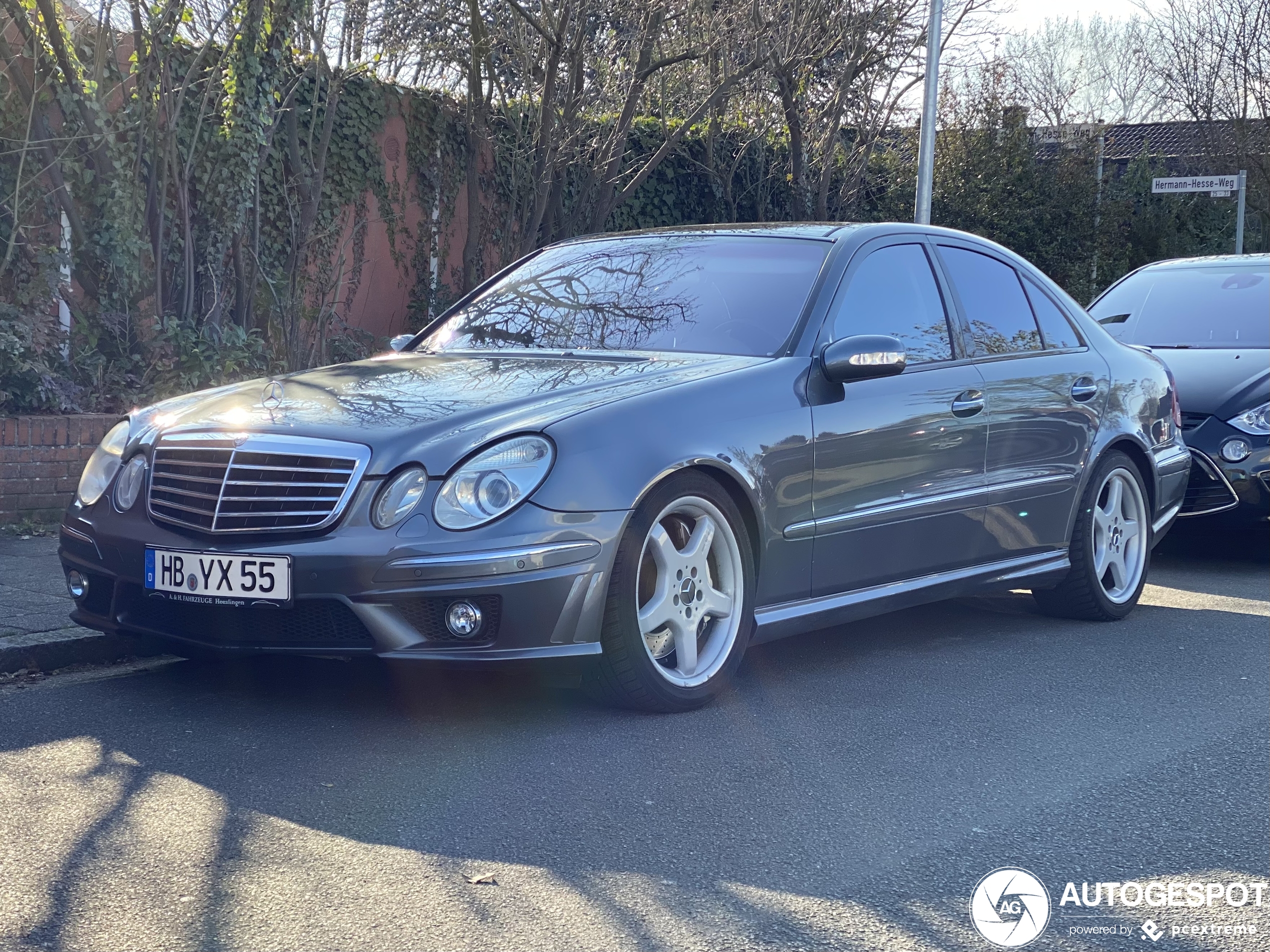 Mercedes-Benz E 55 AMG