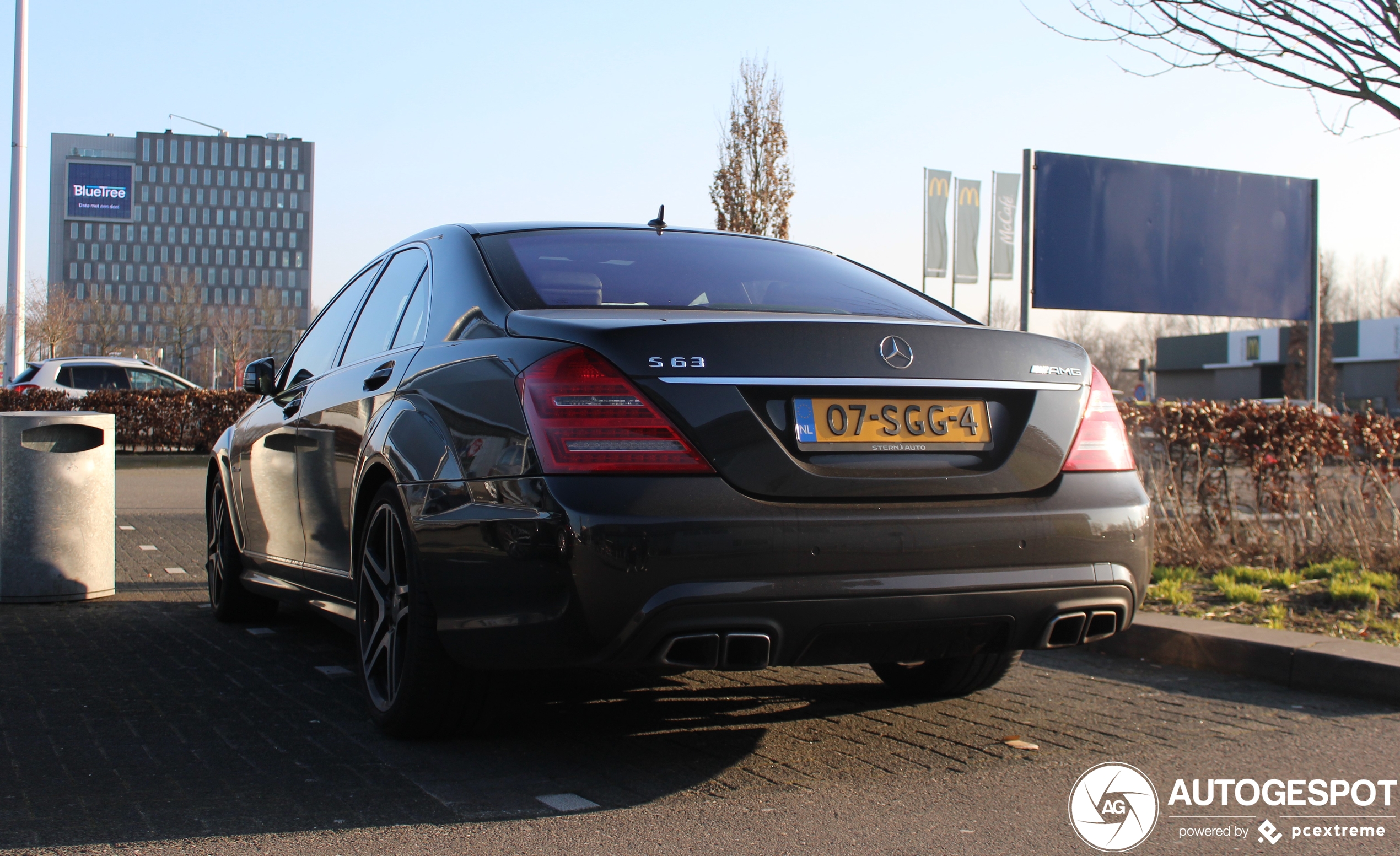 Mercedes-Benz S 63 AMG W221 2011