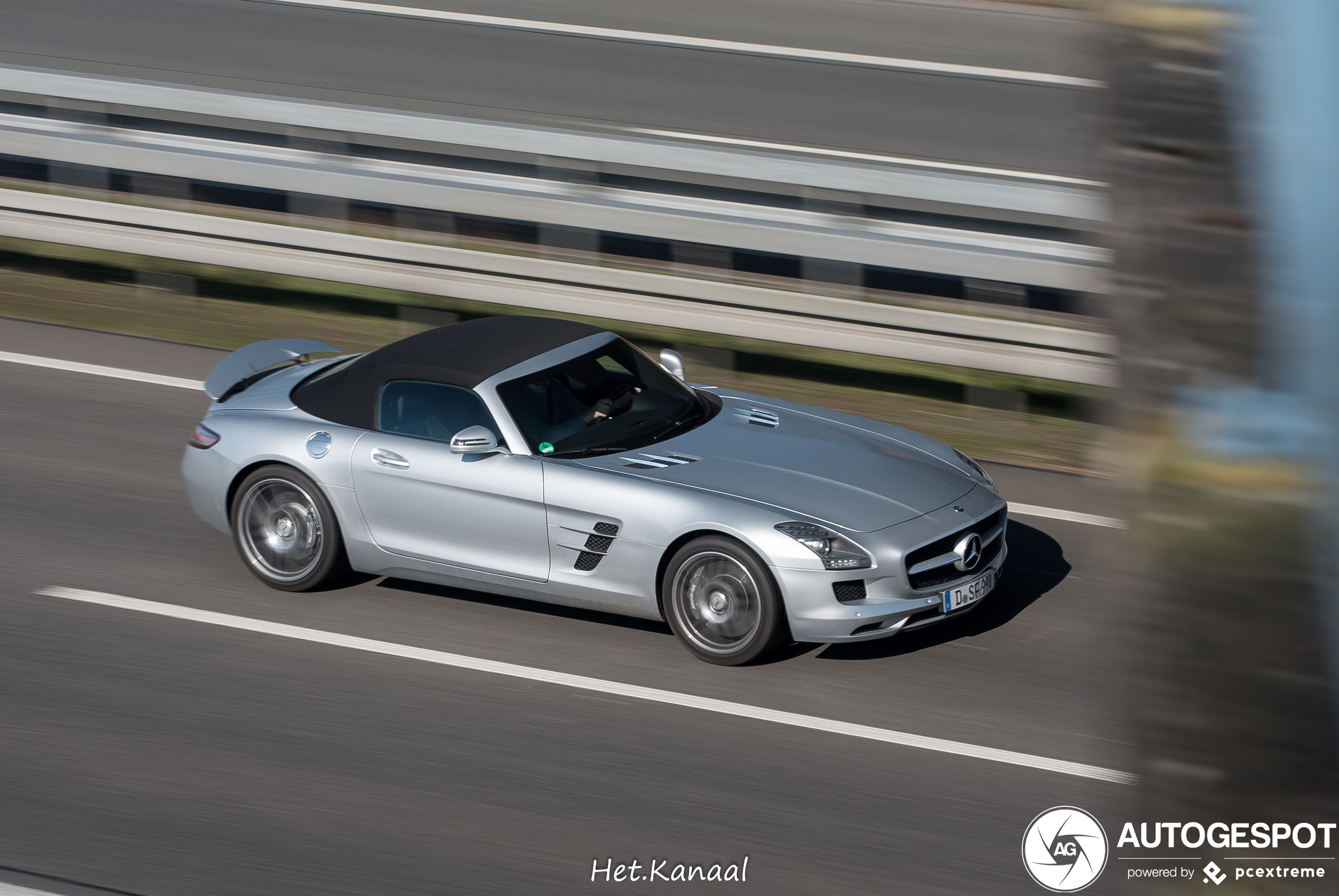 Mercedes-Benz SLS AMG Roadster