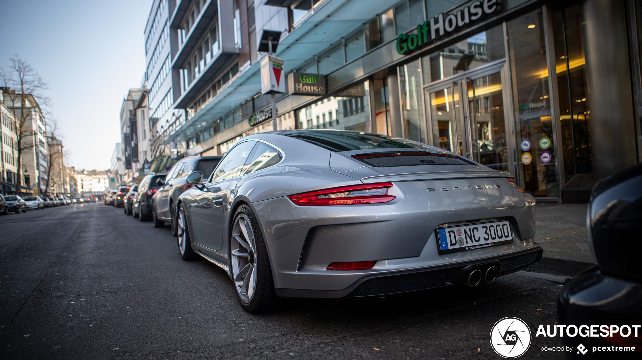 Porsche 991 GT3 Touring