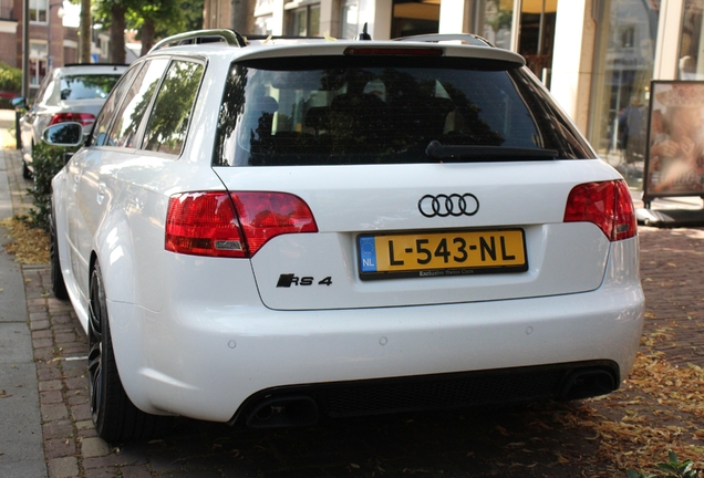 Audi RS4 Avant B7