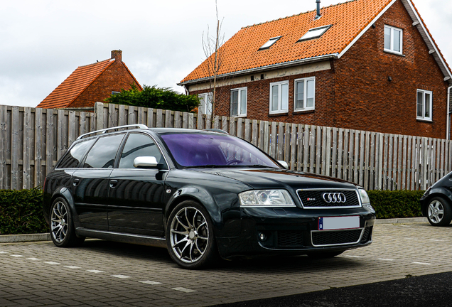 Audi RS6 Avant C5