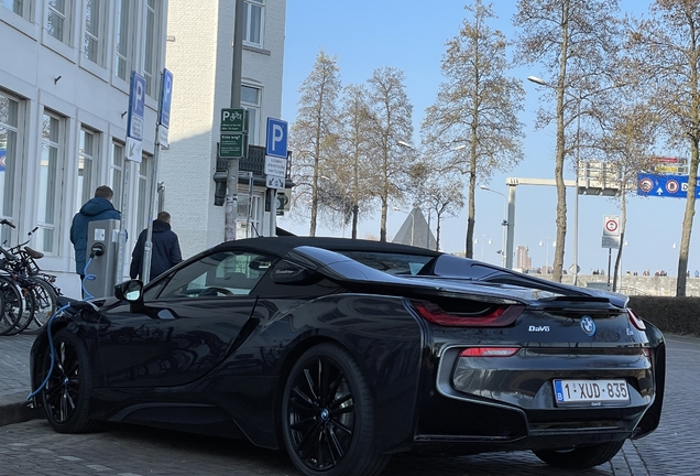 BMW i8 Roadster