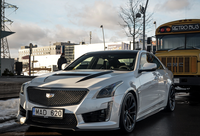 Cadillac CTS-V 2015