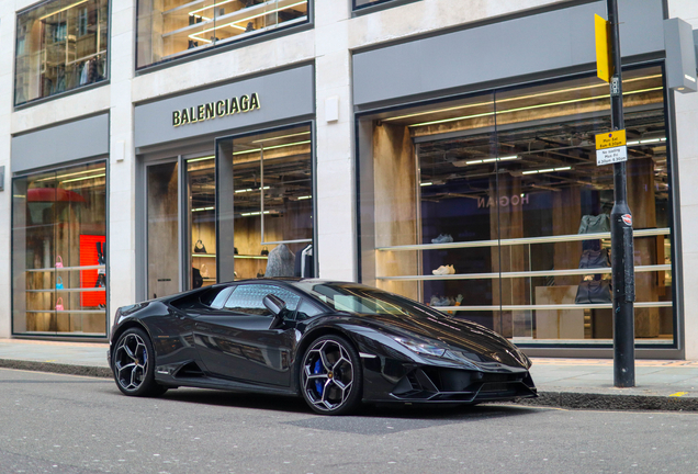 Lamborghini Huracán LP640-4 EVO