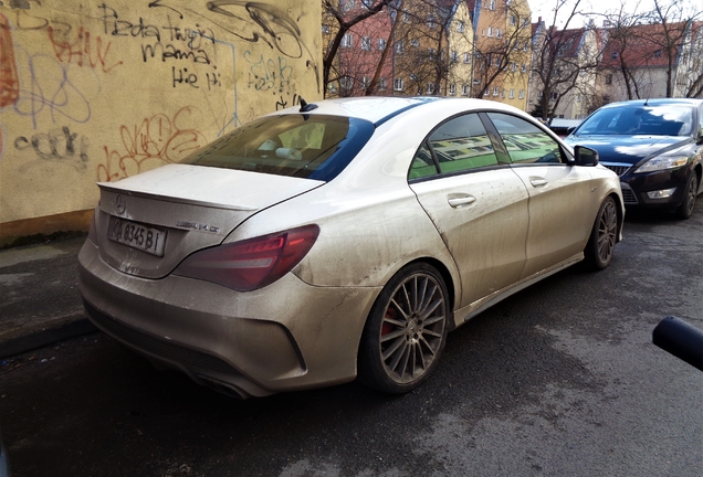 Mercedes-Benz CLA 45 AMG C117