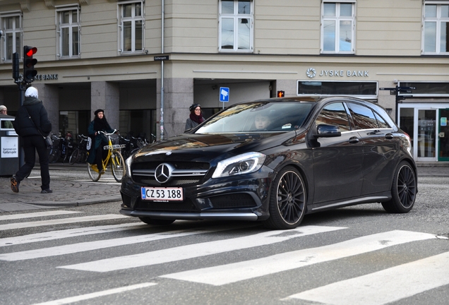 Mercedes-Benz A 45 AMG