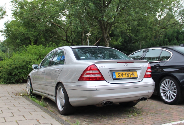 Mercedes-Benz C 55 AMG